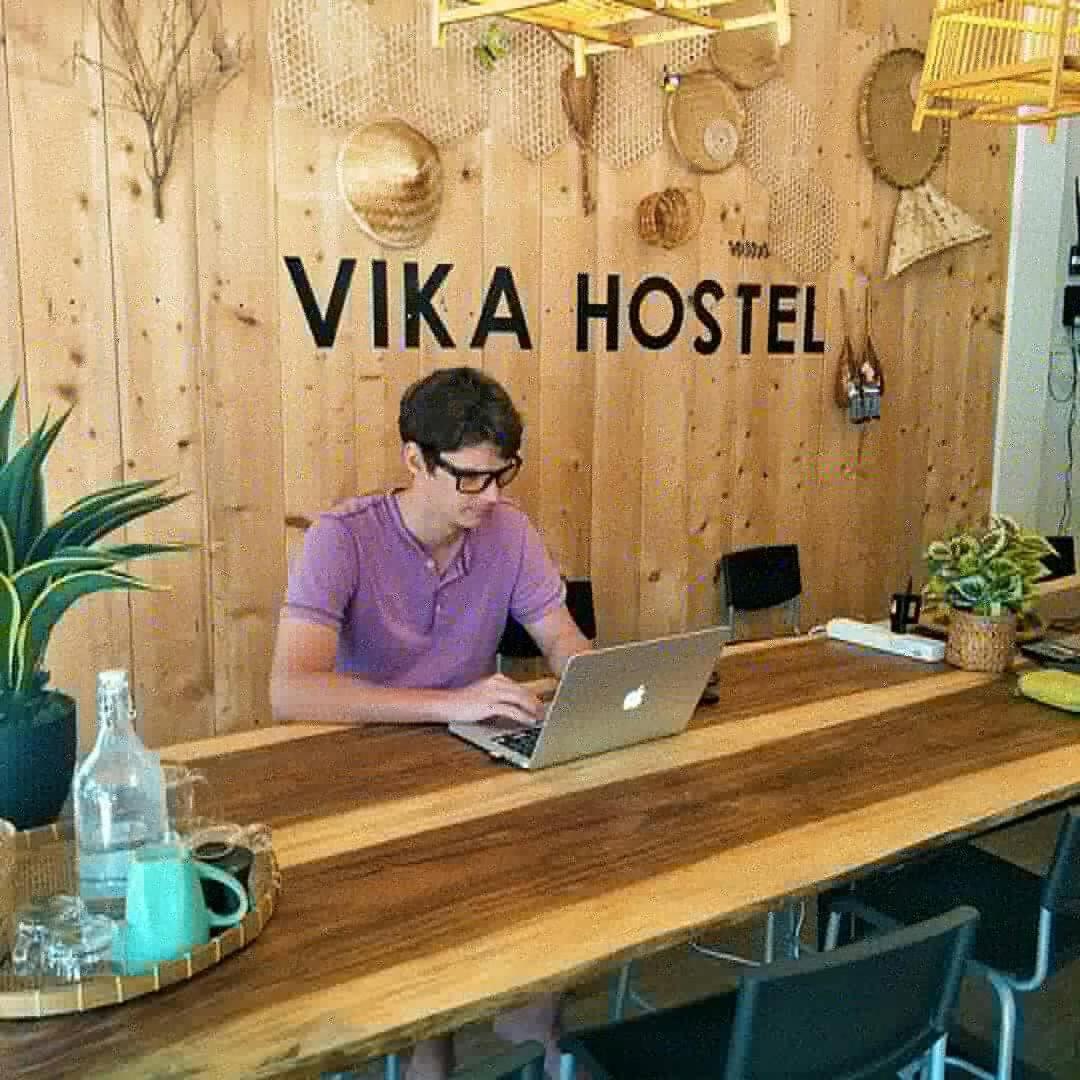 Vika Hostel Phuket Esterno foto